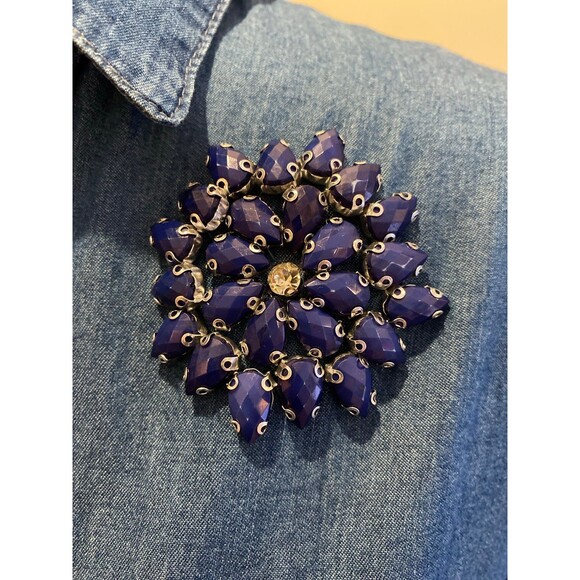 Saloon Button Down Blouse Sz Large Light Denim Cotton Studded Rhinestone Design - Picture 3 of 12